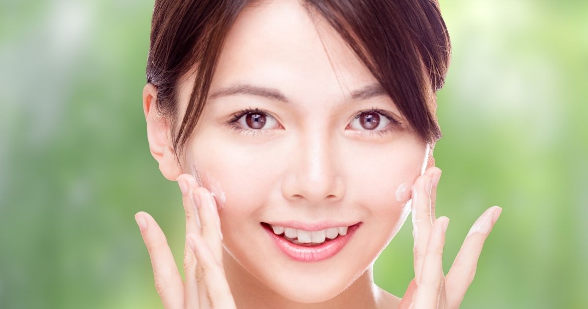 Facial treatments can relieve stress and help you relax and unwind.